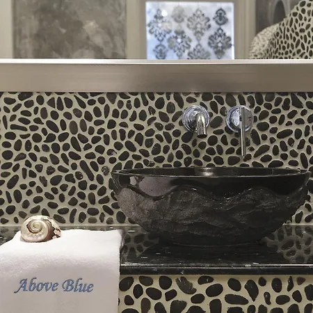 أجنحة أبوف بلو 4*