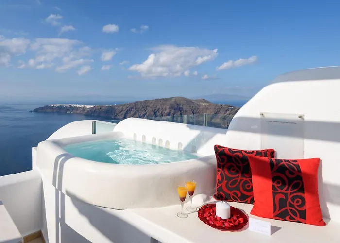 Above Blue 4* Imerovigli (Santorini)