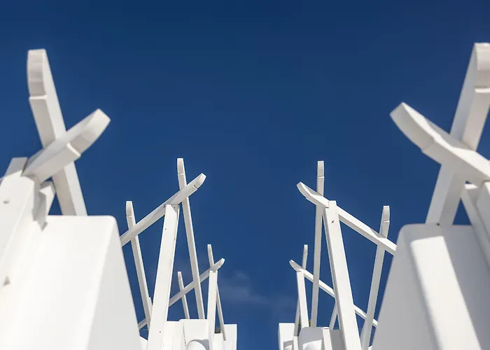 Above Blue Hotel Imerovigli (Santorini)