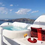 Above Blue 4* Imerovigli (Santorini)