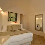 Above Blue Hotel