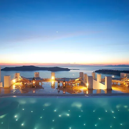 Hotel Above Blue 4*