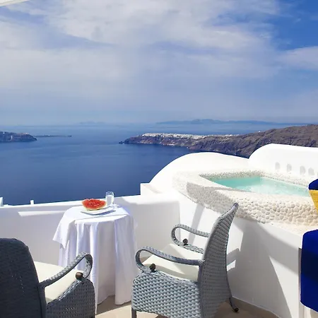 Above Blue 4* Imerovigli (Santorini)