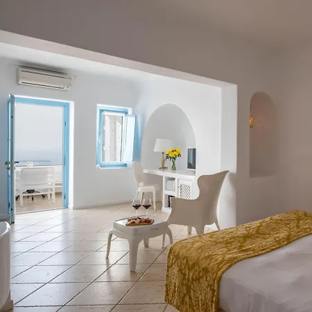 Above Blue 4* Imerovigli (Santorini)