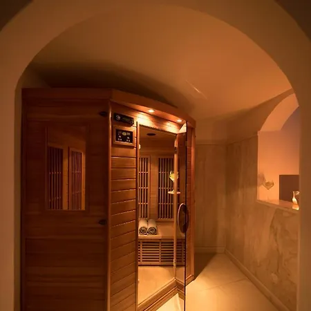 Hotel Above Blue Imerovigli (Santorini)