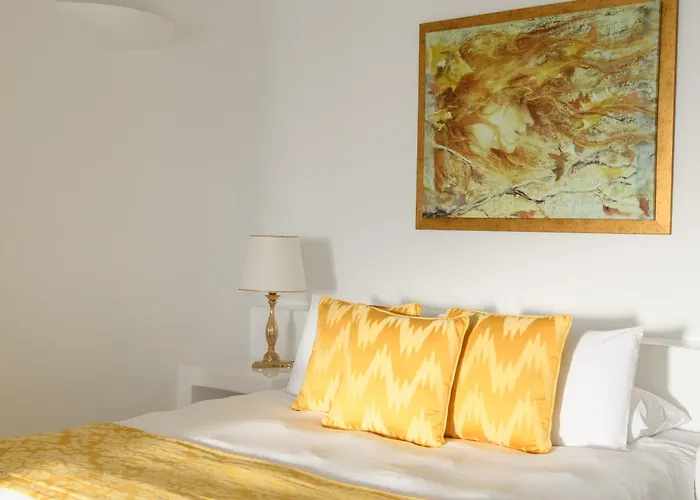 Hotel Above Blue Imerovigli (Santorini)