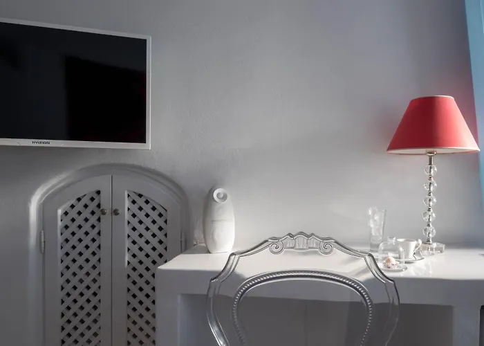 蓝尚套房酒店 酒店 易莫洛林