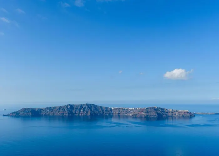 فندق أجنحة أبوف بلو 4*