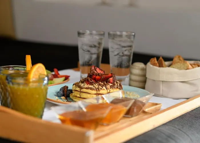 蓝尚套房酒店 酒店 4*