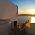 Hotel Above Blue