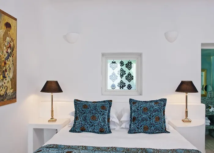 Above Blue 4* Imerovigli (Santorini)