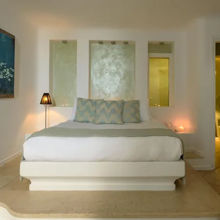 Hotell Above Blue 4*